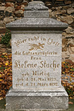 Helene Stache